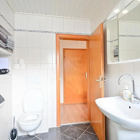 Baerenhoehle Apartman Marktleuthen